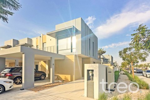 The Valley、Dubai、UAE にあるタウンハウスの賃貸物件 4ベッドルーム、259.94 m2、No733762 - 写真 2