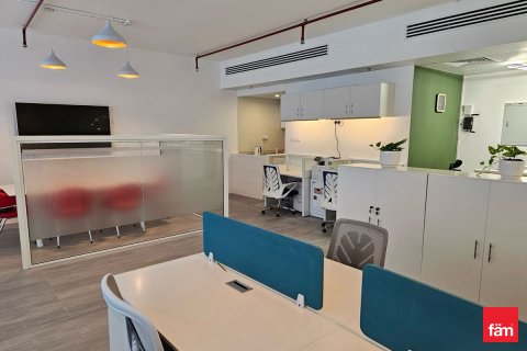 Opisina sa Dubai, UAE 84 sq.m. № 716015 - larawan 9