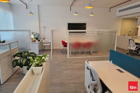 Opisina sa Dubai, UAE 84 sq.m. № 716015 - larawan 14