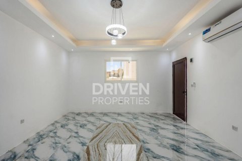 Villa til leje i Nadd Al Sheba, Dubai, UAE 6 soveværelser, 1589.57 kvm № 745936 - foto 6