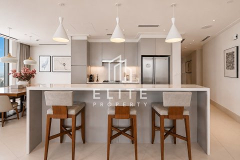 Lakás itt: Downtown Dubai (Downtown Burj Dubai), Dubai, EAE, 3 hálószoba, 187 m², azonosító: 759996 - fénykép 2