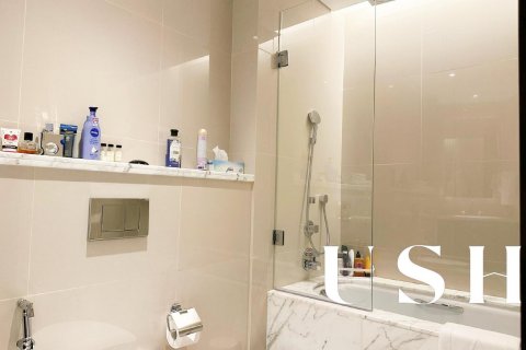 Appartement te huur in Downtown Dubai (Downtown Burj Dubai), Dubai, VAE 4 slaapkamers, 236 vr.m., nr 621117 - foto 16