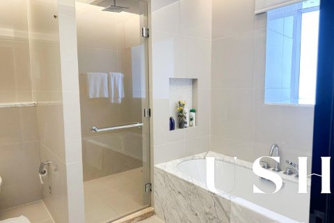 Appartement te huur in Downtown Dubai (Downtown Burj Dubai), Dubai, VAE 4 slaapkamers, 236 vr.m., nr 621117 - foto 28
