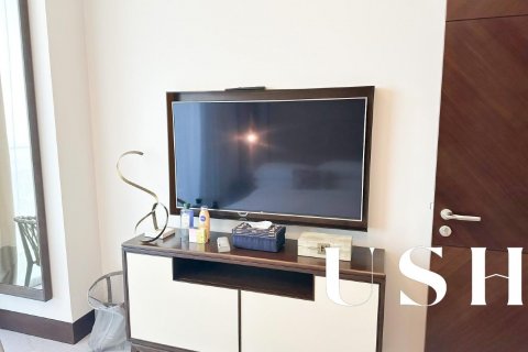 Appartement te huur in Downtown Dubai (Downtown Burj Dubai), Dubai, VAE 4 slaapkamers, 236 vr.m., nr 621117 - foto 13