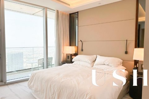Appartement te huur in Downtown Dubai (Downtown Burj Dubai), Dubai, VAE 4 slaapkamers, 236 vr.m., nr 621117 - foto 23