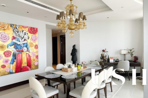 Appartement te huur in Downtown Dubai (Downtown Burj Dubai), Dubai, VAE 4 slaapkamers, 236 vr.m., nr 621117 - foto 2