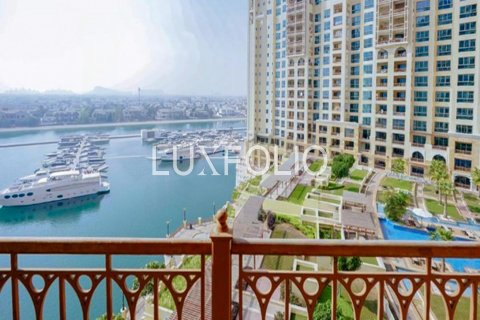 Apartamento en Palm Jumeirah, Dubai, EAU 2 dormitorios, 161 m² № 628188