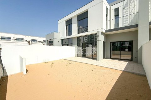 Kaupunkipientalo Al Furjan, Dubai, Arabiemiraatit 3 makuuhuonetta, 244 m2 № 625946 - kuva 3