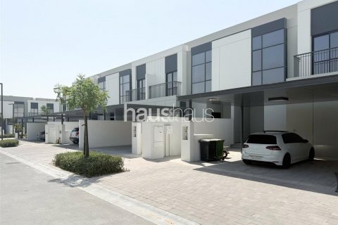 Kaupunkipientalo Al Furjan, Dubai, Arabiemiraatit 3 makuuhuonetta, 244 m2 № 625946 - kuva 18