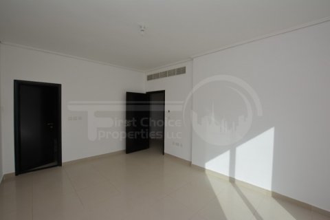 Abu Dhabi, संयुक्त अरब अमीरात में विला, 5 बेडरूम, 348.4 वर्ग मीटर, संख्या 407743 - फ़ोटो 6