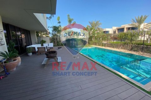 Villa till försäljning i Saadiyat Island, Abu Dhabi, UAE 5 sovrum, 696.7 kvm Nr. 580498 - fotografi 6