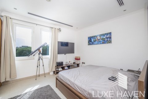 Vilë në Jumeirah Park, Dubai, Emiratet e Bashkuara Arabe 3 dhoma gjumi, 402.73 m2. № 419969 - Foto 11