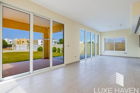 Vila u gradu Jumeirah Park, Dubai, UAE 4 spavaće sobe, 385.92 m2 Br. 419970 - Slika 30