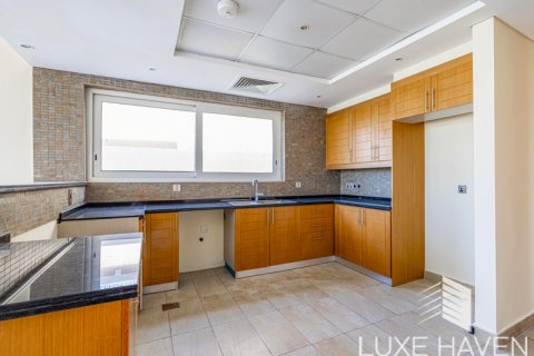 Vila u gradu Jumeirah Park, Dubai, UAE 4 spavaće sobe, 385.92 m2 Br. 419970 - Slika 7