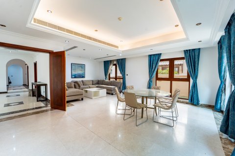 Βίλα σε Dubai, ΗΑΕ 5 υπνοδωμάτια, 640 τ.μ. Αρ. 758484 - φωτογραφία 11