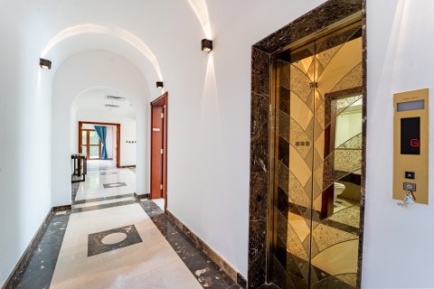 Βίλα σε Dubai, ΗΑΕ 5 υπνοδωμάτια, 640 τ.μ. Αρ. 758484 - φωτογραφία 8