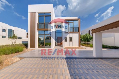Villa i Abu Dhabi, Emiratene 4 soverom, 770.2 kvm nr. 532199