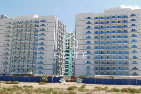 ساختمان در Dubai ، امارات متحده عربی 13605 متر مربع. شماره 620152