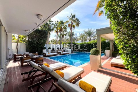 Palm Jumeirah、Dubai、UAE にあるヴィラ販売中 5ベッドルーム、1143 m2、No626245 - 写真 1