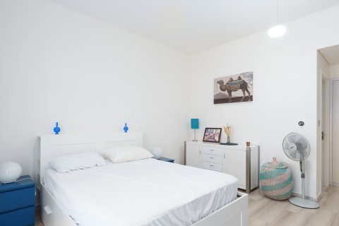 Villa zum Verkauf in Dubai, VAE 6 Schlafzimmer, 425.5 m2 Nr. 749299 - Foto 9