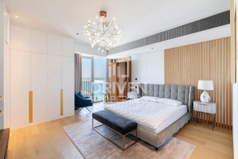 Jumeirah, Dubai, संयुक्त अरब अमीरात में अपार्टमेंट, 1 बेडरूम, 136.47 वर्ग मीटर, संख्या 762592 - फ़ोटो 4