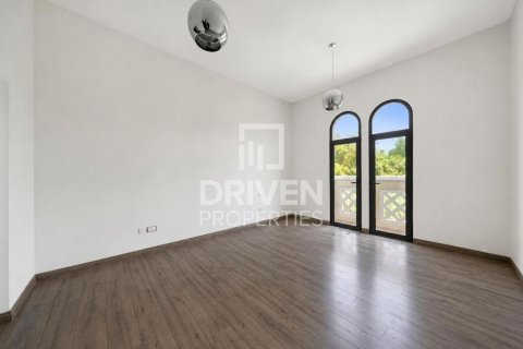 فيلا للإيجار في مُدُنْ، دبي، الإمارات العربية المتحدة 4 غرفة نوم ، 610.28 متر مربع ، رقم 762588 - صورة 9