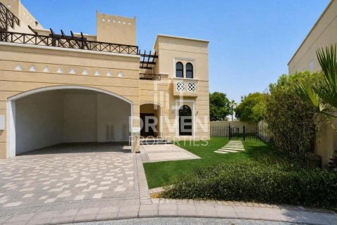 فيلا للإيجار في مُدُنْ، دبي، الإمارات العربية المتحدة 4 غرفة نوم ، 610.28 متر مربع ، رقم 762588 - صورة 30