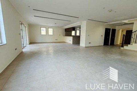 Vila v Jumeirah Park, Dubai, SAE 4 spálne, 402.73 m2 č. 418475 - Fotografia 5