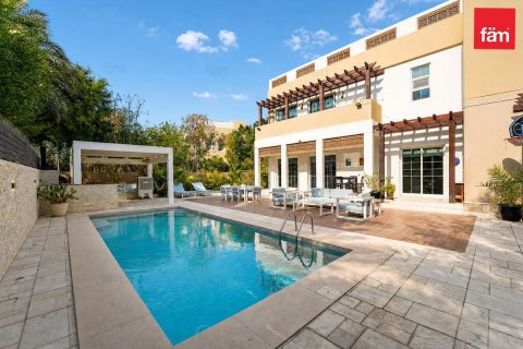 Vila u gradu Dubai, UAE 5 spavaće sobe, 756 m2 Br. 686005