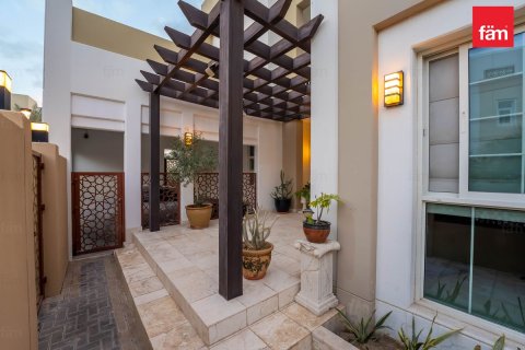 Vila v Dubai, SAE 5 ložnice, 756 m² Č.: 686005 - fotografie 3