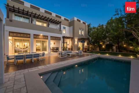 Vila v Dubai, SAE 5 ložnice, 756 m² Č.: 686005 - fotografie 19