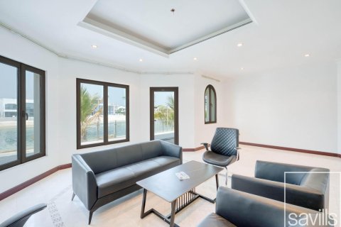 Villa in vendita a Palm Jumeirah, Dubai, EAU 5 camere da letto, 657.1 mq. № 755151 - foto 4