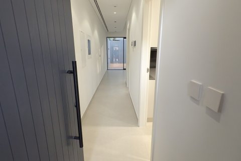 Řadový dům v Tilal City, Sharjah, SAE 4 ložnice, 293.2 m² Č.: 748659 - fotografie 14