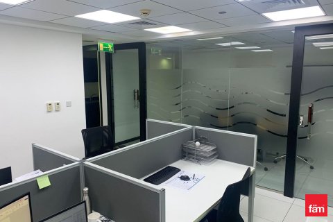Dubai, UAE의 임대용 사무실 115.7제곱미터 번호 708474 - 사진 8