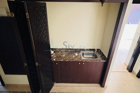 Üürile anda villa asukohaga Jumeirah, Dubai, AÜE: 4 magamistoaga, 325 m² Nr 686604 - pilt 13