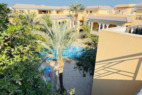 Üürile anda villa asukohaga Jumeirah, Dubai, AÜE: 4 magamistoaga, 325 m² Nr 686604 - pilt 18