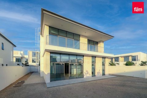 Villa zur Miete in Dubai, VAE 4 Schlafzimmer, 728.7 m2 Nr. 760896 - Foto 12