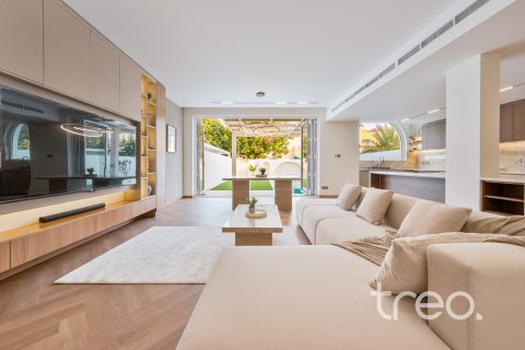 Villa in Arabian Ranches, Dubai, UAE 4 bedrooms, 229.93 sq.m. № 753650 - photo 3