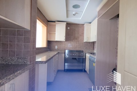 Apartmen di Palm Jumeirah, Dubai, UAE 2 bilik tidur, 147.04 meter persegi № 421248 - foto 4