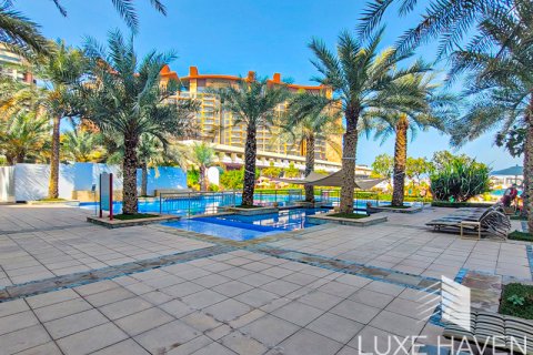 Leilighet i Palm Jumeirah, Dubai, Emiratene 2 soverom, 147.04 kvm nr. 421248