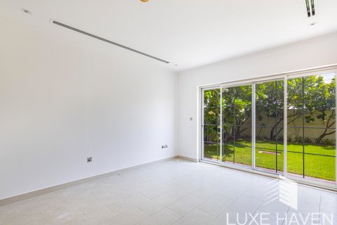 Villa uthyres i Jumeirah Park, Dubai, UAE 4 sovrum, 314.85 kvm Nr. 421247 - fotografi 13