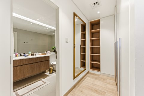 Διαμέρισμα σε Jumeirah, Dubai, ΗΑΕ 2 υπνοδωμάτια, 124.53 τ.μ. Αρ. 748625 - φωτογραφία 16