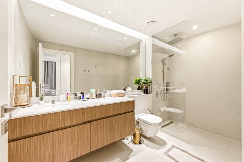 Διαμέρισμα σε Jumeirah, Dubai, ΗΑΕ 2 υπνοδωμάτια, 124.53 τ.μ. Αρ. 748625 - φωτογραφία 15