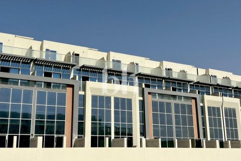 Adosado en venta en Dubai Investment Park, Dubai, EAU 4 dormitorios, 250.47 m2 № 748626 - foto 16