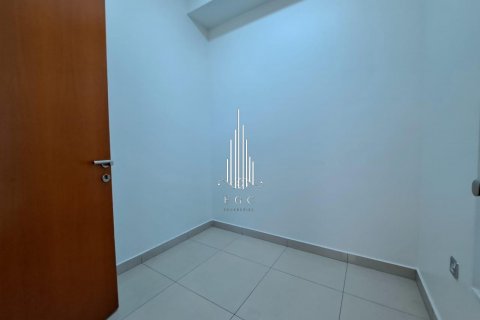 Tourist Club Area, Abu Dhabi, UAE의 임대용 아파트 침실 4개, 291.9제곱미터 번호 561245 - 사진 23