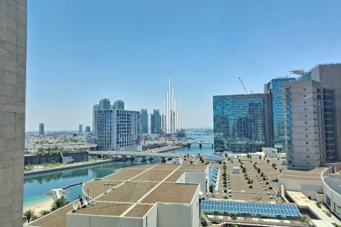 Tourist Club Area, Abu Dhabi, UAE의 임대용 아파트 침실 4개, 291.9제곱미터 번호 561245 - 사진 13