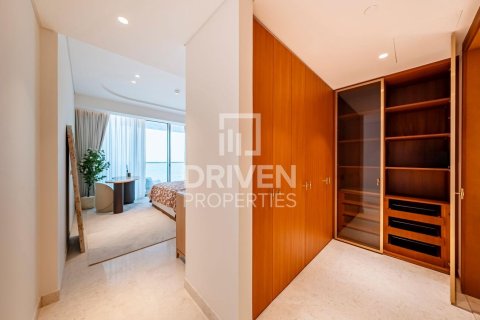 Apartman u gradu Palm Jumeirah, Dubai, UAE 3 spavaće sobe, 181.63 m2 Br. 765359 - Slika 15