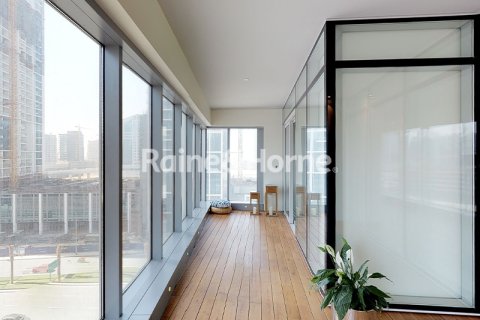 Huoneisto Downtown Dubai (Downtown Burj Dubai), Arabiemiraatit 3 makuuhuonetta, 203.3 m2 № 707597 - kuva 12