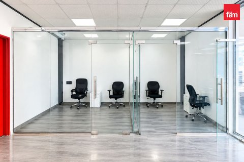 Armazém em Al Quoz, Dubai, EAU 182 m2 № 763783