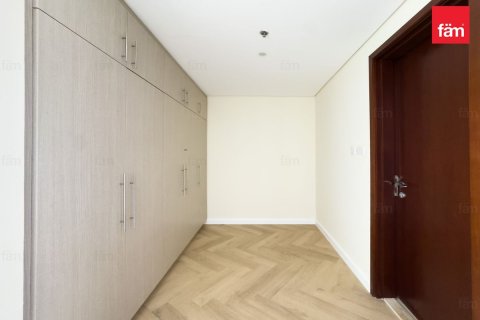 Apartment in Dubai, UAE 2 bedrooms, 178.8 sq.m. № 763780 - photo 10